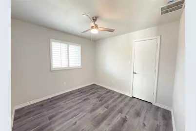 1912 E Branch Hollow Drive, Carrollton, TX 75007 - Photo 19