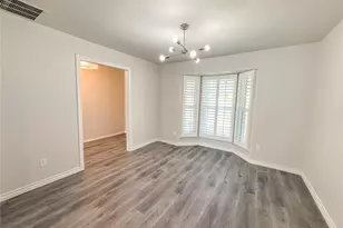 1912 E Branch Hollow Dr, Carrollton, TX 75007 - Photo 11