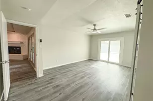 1912 E Branch Hollow Dr, Carrollton, TX 75007 - Photo 25