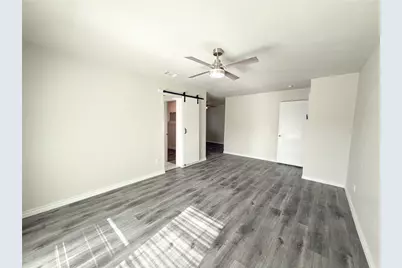 1912 E Branch Hollow Drive, Carrollton, TX 75007 - Photo 23