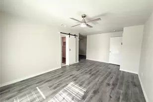 1912 E Branch Hollow Dr, Carrollton, TX 75007 - Photo 23