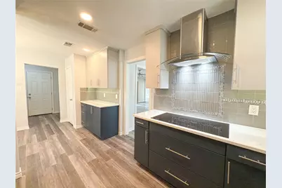 1912 E Branch Hollow Drive, Carrollton, TX 75007 - Photo 13