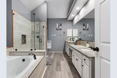 4501 Westbriar Lane, Grand Prairie, TX 75052 - Photo 21