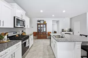 521 Bronze Cir E, Springtown, TX 76082 - Photo 5