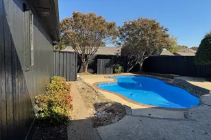 1109 E Berkeley Dr, Richardson, TX 75081 - Photo 1