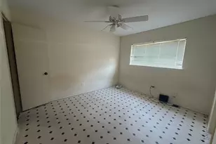 13329 Southview Ln, Dallas, TX 75240 - Photo 11