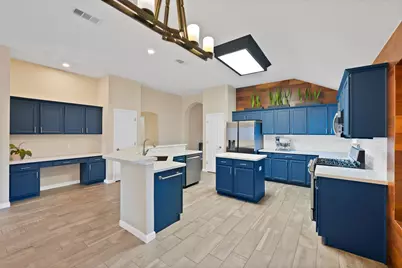 3204 Berkshire Lane, Corinth, TX 76210 - Photo 7