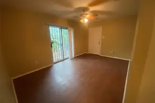 2300 Coleman Ave, Fort Worth, TX 76105 - Photo 3