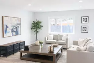 2972 Eric Ln, Farmers Branch, TX 75234 - Photo 5