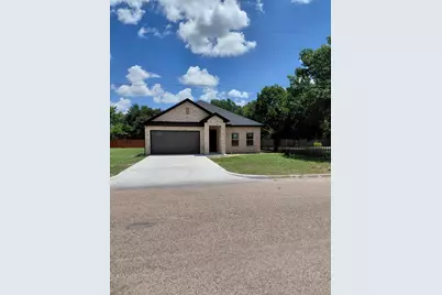 834 Park, Mexia, TX 76667 - Photo 1