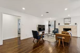 10525 Castlegate Dr, Dallas, TX 75229 - Photo 11