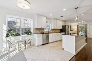 10525 Castlegate Dr, Dallas, TX 75229 - Photo 7