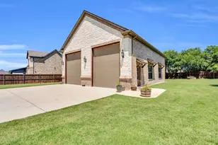 5631 Limestone Ln, Midlothian, TX 76065 - Photo 3