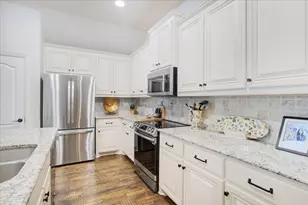 1704 Southridge Dr, Van Alstyne, TX 75495 - Photo 7