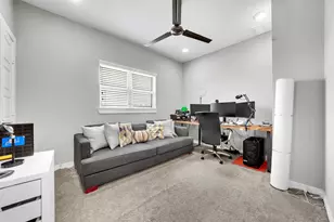 1565 Fiji St, Dallas, TX 75203 - Photo 17