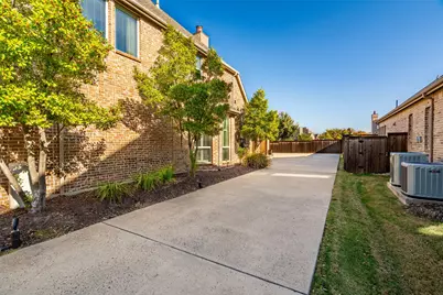 7625 Blackburn, The Colony, TX 75056 - Photo 27