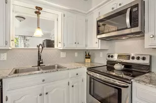 10887 Knollwood Dr, Tyler, TX 75703 - Photo 11