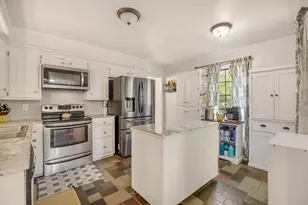 10887 Knollwood Dr, Tyler, TX 75703 - Photo 9