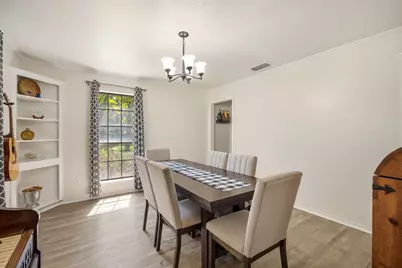 10887 Knollwood Drive, Tyler, TX 75703 - Photo 7