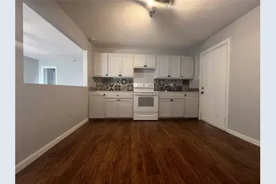 2722 Locust Avenue, Dallas, TX 75216 - Photo 3