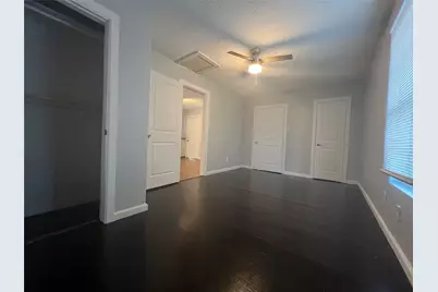 2722 Locust Avenue, Dallas, TX 75216 - Photo 17