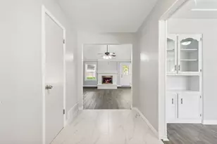 5719 Overridge Ct, Arlington, TX 76017 - Photo 3