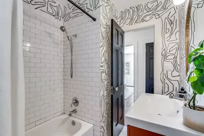 7014 Vivian Avenue, Dallas, TX 75223 - Photo 19