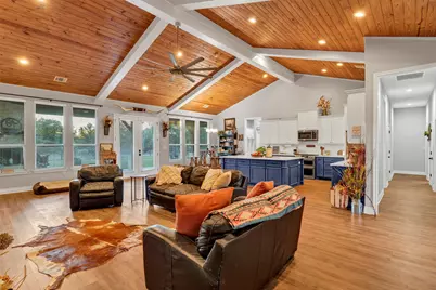 851 Hood Court, Granbury, TX 76048 - Photo 9