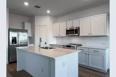 9729 Wild Prairie Way, Fort Worth, TX 76036 - Photo 3