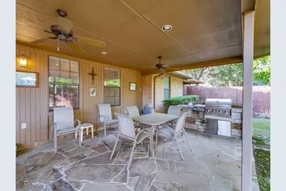 928 Old Mill Circle, Irving, TX 75061 - Photo 23