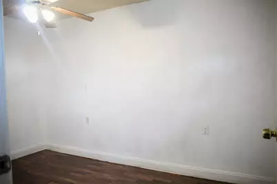 1022 Crest Park Drive, Garland, TX 75042 - Photo 9