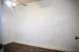 1022 Crest Park Dr, Garland, TX 75042 - Photo 9