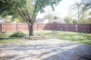 1022 Crest Park Dr, Garland, TX 75042 - Photo 19