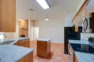 4700 St Thomas Pl, Fort Worth, TX 76135 - Photo 9