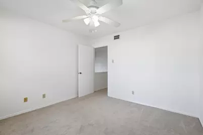 708 Creekwood Drive, Lewisville, TX 75067 - Photo 31