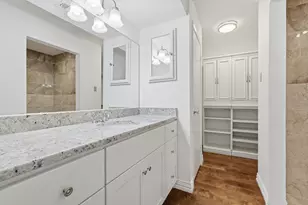 708 Creekwood Dr, Lewisville, TX 75067 - Photo 15