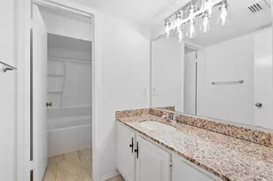 708 Creekwood Dr, Lewisville, TX 75067 - Photo 33