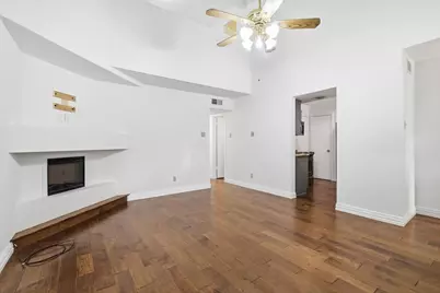 708 Creekwood Drive, Lewisville, TX 75067 - Photo 3