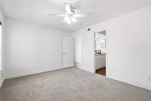 708 Creekwood Dr, Lewisville, TX 75067 - Photo 15