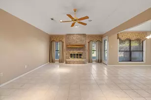 149 Sandlewood Ln, Burleson, TX 76028 - Photo 9