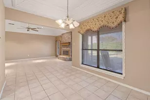 149 Sandlewood Ln, Burleson, TX 76028 - Photo 15