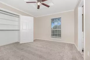 6315 Meadowmere Ln, Arlington, TX 76001 - Photo 19
