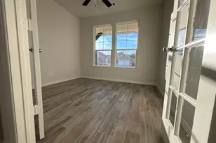 540 Waterford Pk Blvd, Weatherford, TX 76087 - Photo 3