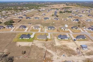 1064 Uplift Dr, Weatherford, TX 76087 - Photo 39