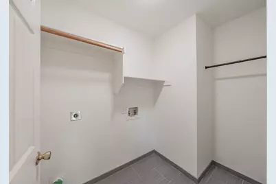 569 Continental Drive, Lewisville, TX 75067 - Photo 19