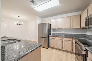 569 Continental Dr, Lewisville, TX 75067 - Photo 15