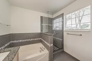 569 Continental Dr, Lewisville, TX 75067 - Photo 25