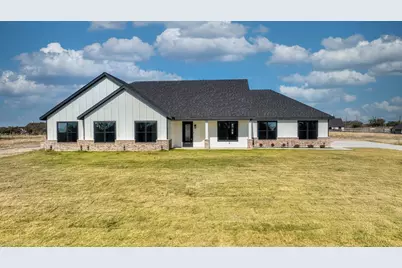 300 Jupiter Trail, Weatherford, TX 76088 - Photo 1