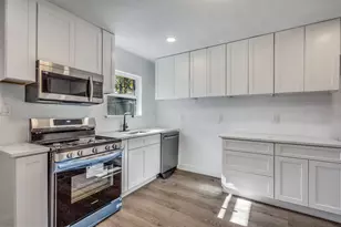 901 Woodleigh Dr, McKinney, TX 75069 - Photo 9