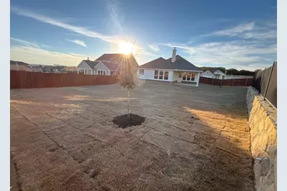 544 Waterford Park Boulevard, Weatherford, TX 76087 - Photo 11